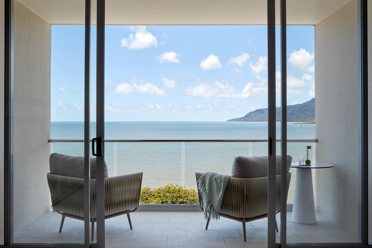 Crystalbrook Riley Cairns Exterior foto View from a guest room